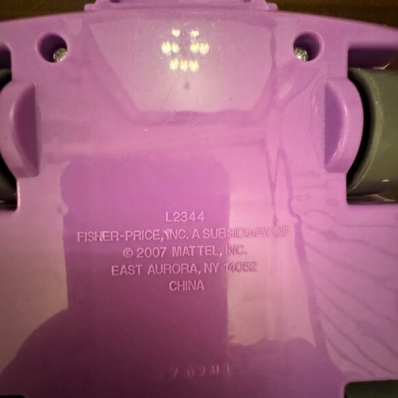 Fisher Price Little People Purple Car 2007 Convertible with Trailer Hitch Toy - Picture 2 of 9